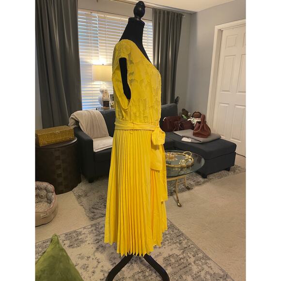 Lane Bryant Yellow Pleated Maxi Dress 18/20 Tie Waist Cap Sleeve Plus Size - Picture 3 of 7